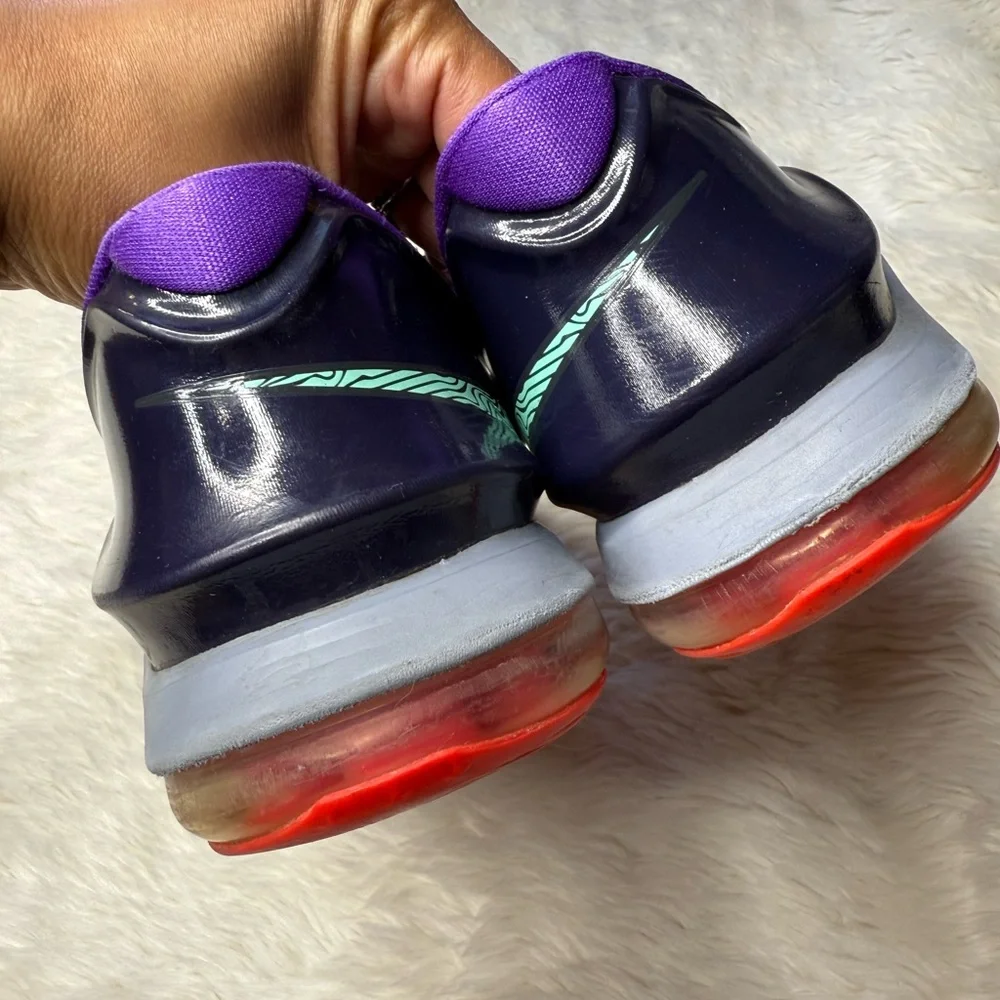 Nike KD 7 Lightning 534 Flight Sneakers Purple Youth Boys Size 7Y Athletic Kevin
